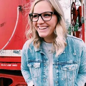 Meet your Posher, Avery